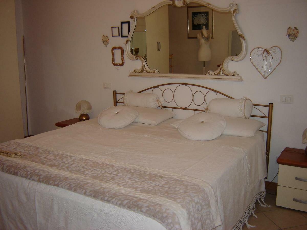 Casa Del Sole Appartamento N° 2 White And Gold Room Gavardo Exterior photo