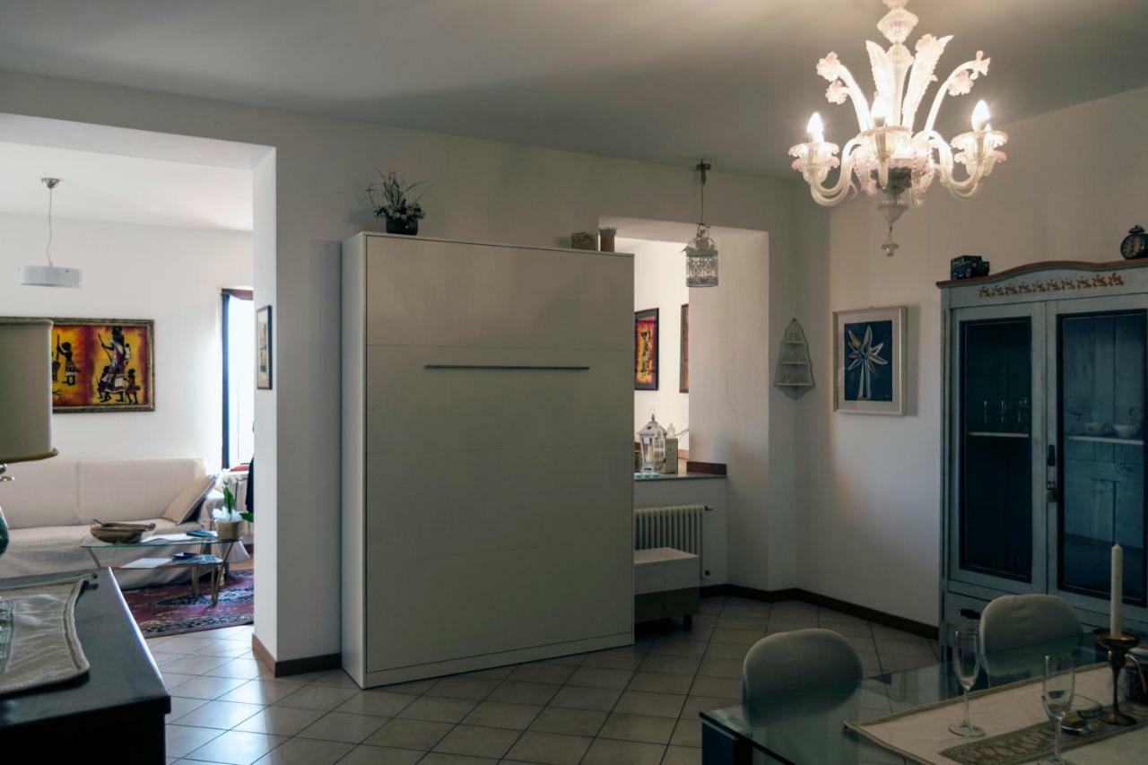 Casa Del Sole Appartamento N° 2 White And Gold Room Gavardo Exterior photo