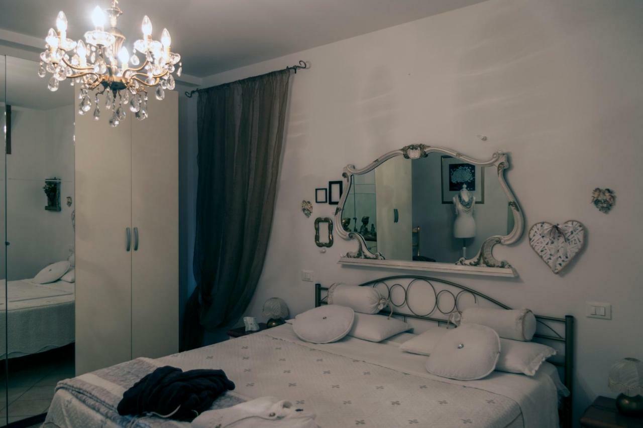 Casa Del Sole Appartamento N° 2 White And Gold Room Gavardo Exterior photo